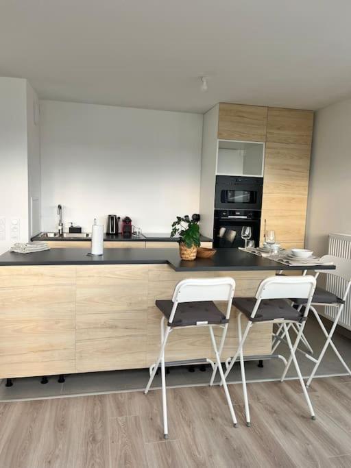 Superbe Appartement Neuf Dans Residence Familiale Aux Portes De Paris Avec Parking อีวรี-ซูร์-แซ็น ภายนอก รูปภาพ
