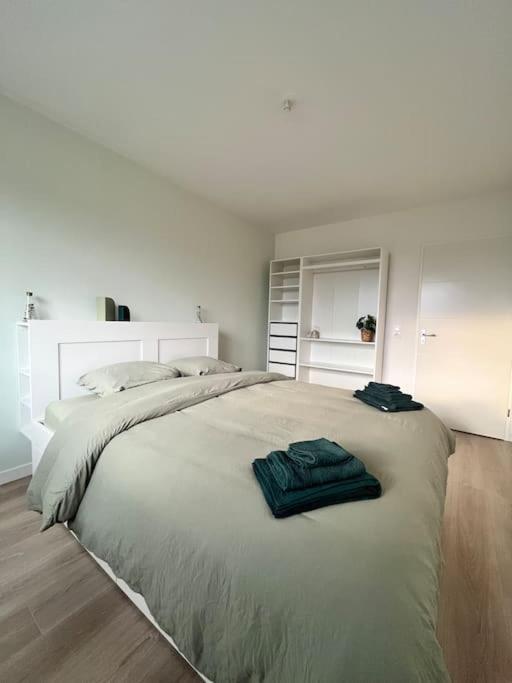 Superbe Appartement Neuf Dans Residence Familiale Aux Portes De Paris Avec Parking อีวรี-ซูร์-แซ็น ภายนอก รูปภาพ